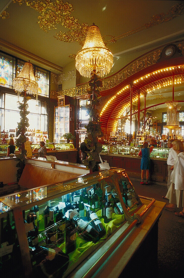 Jelissejew Dom, Delicatessen, Newskij-Prospekt St. Petersburg , Russia