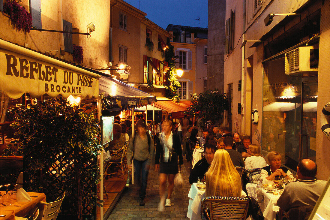 Restaurants in der Rue du Suquet, Altstadt, Le Suquet, Cannes, Côte d´Azur, Frankreich