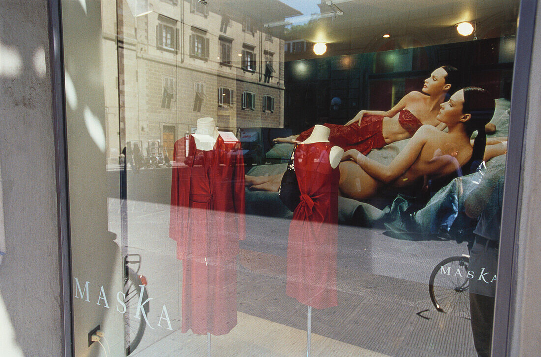 Schaufenster mit Werbeplakat, Florenz, Toskana, Italien, Europa
