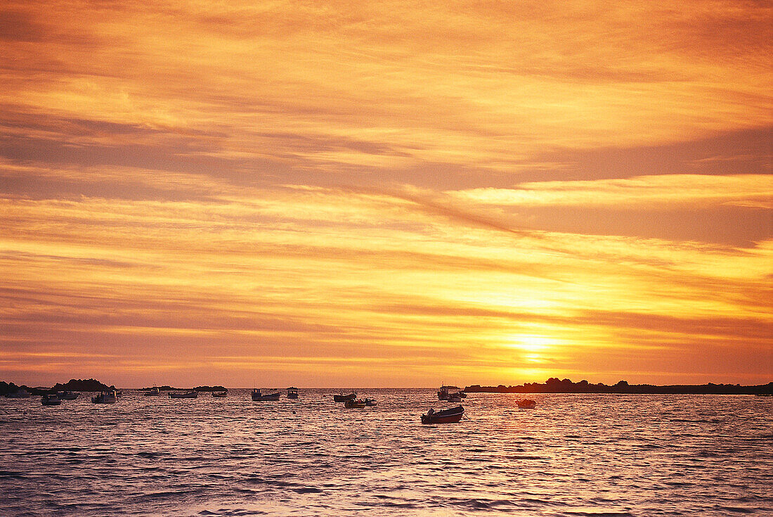 Sonnenuntergang, Cobo Bay, Guernsey, Kanalinseln, Großbritannien