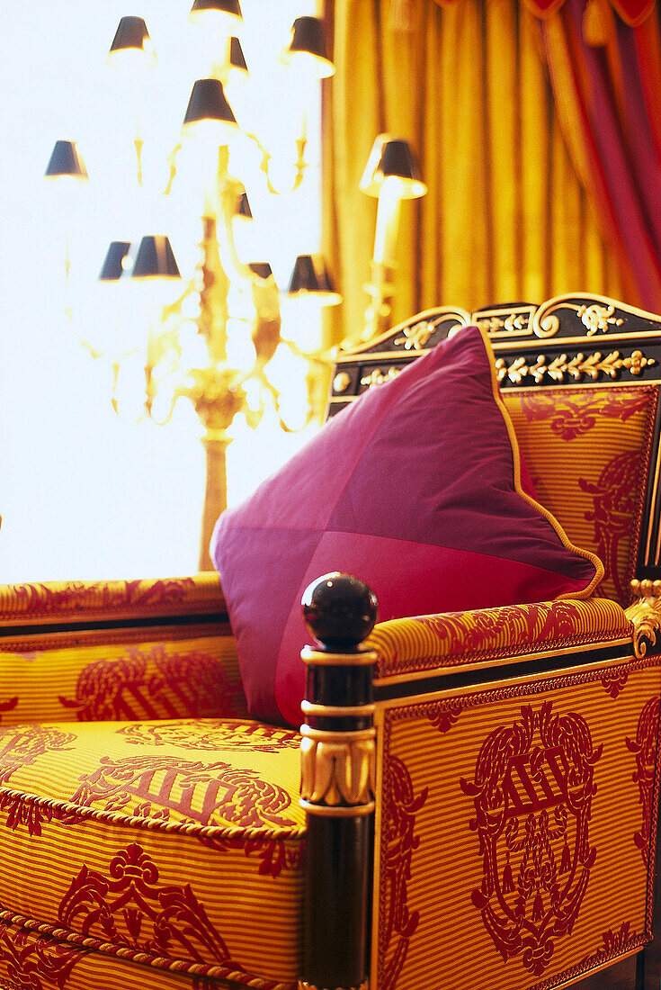Sessel in der Royal Suite, Hotel Burj Al Arab, Dubai, V.A.E., Vereinigte Arabische Emirate, Vorderasien, Asien