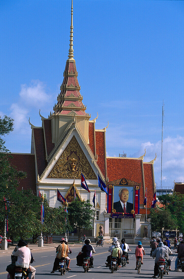 Royal Palace, Phnom Penh Cambodia, Asia