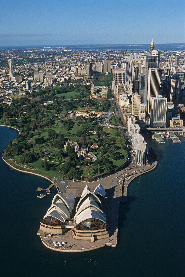 Sydney Opera House from the air, Sydney Opera House, architect Jørn Utzon, Sydney, Sydney Harbour, New South Wales, Australia