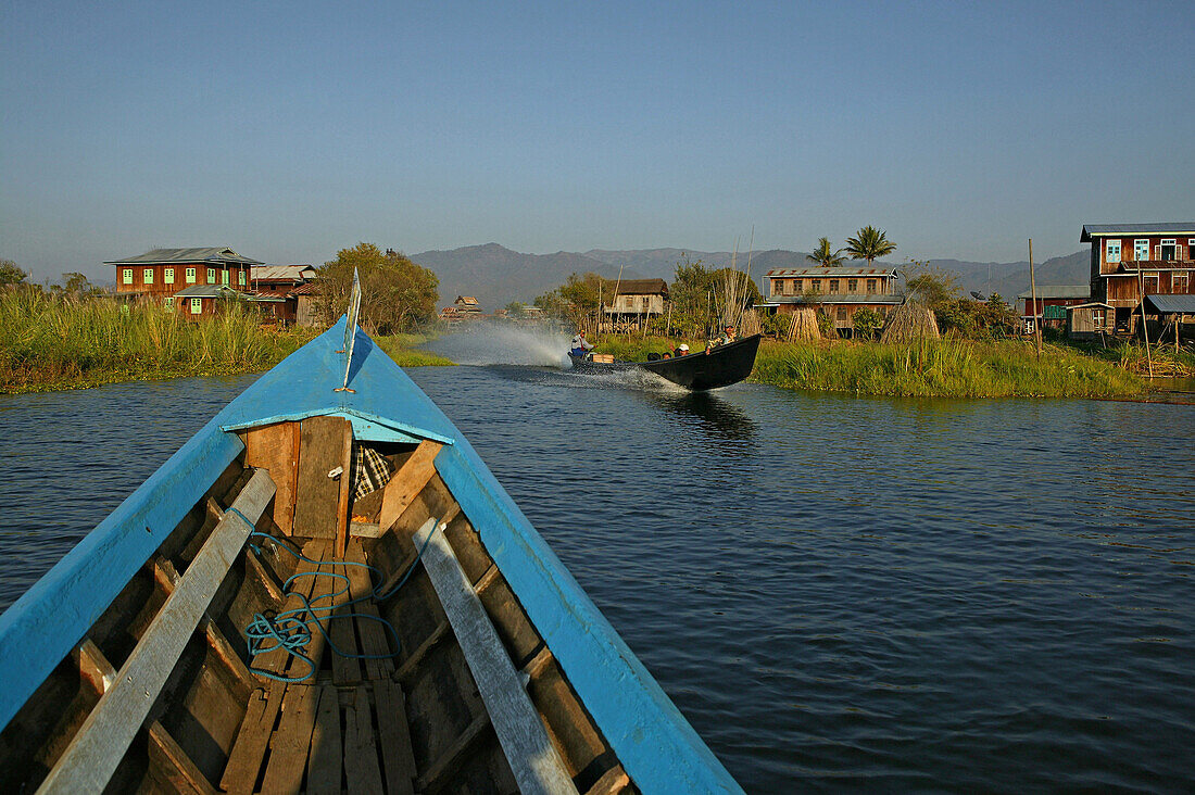 Longtail boats Inle Lake, Longtail Boote, Inle-See, longtail boat, Wasserkanal