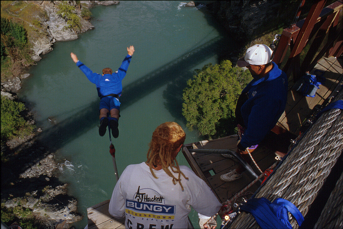 Bungee Jumping, Kawaran Bridge, Queenstown, Otago, South Island, New Zealand