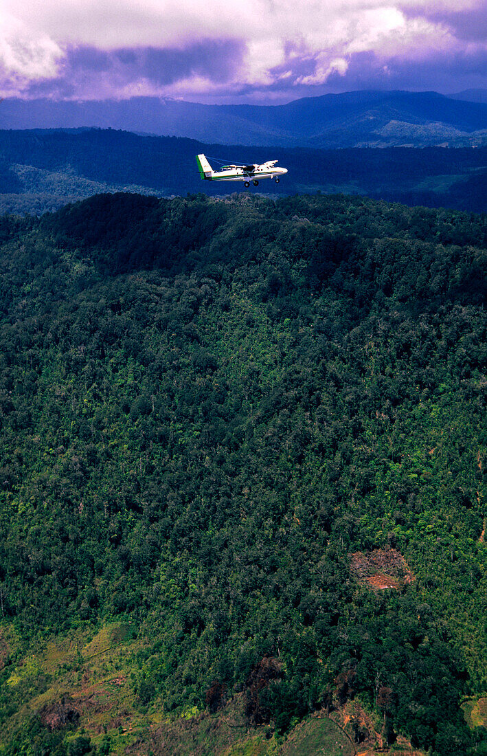 Plane, Highlands, Mt. Hagen, Highlands Papua New Guinea, Melanesia