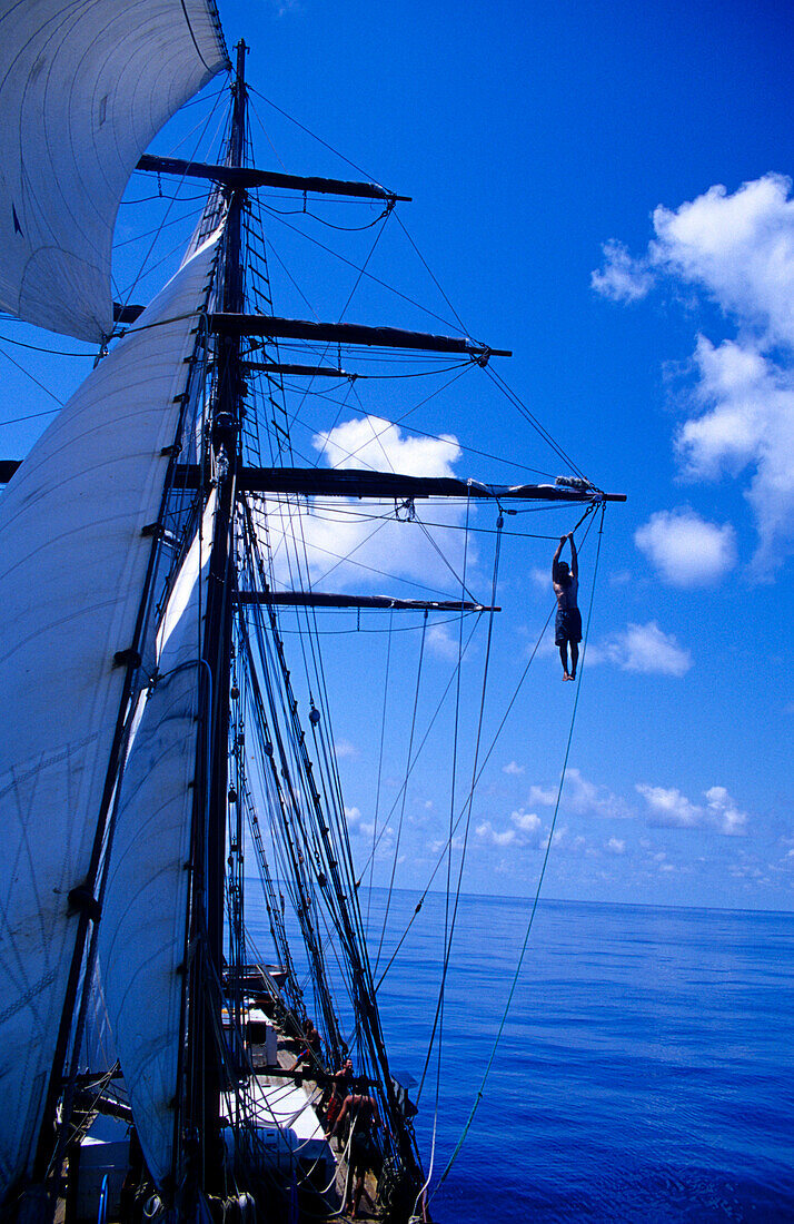 Man jump from the mast, Traditional Sailing Ship, Ocean, South Sea