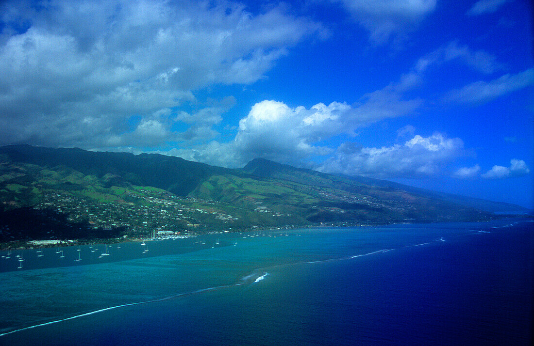 Blue, Lagoon, Faa'a, Tahiti, Windward Islands French Polynesia, South Pacific