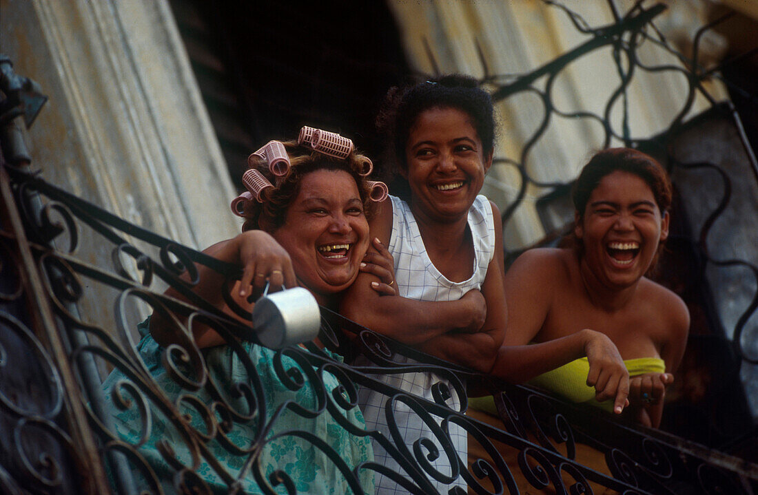 Lachende Frauen, Havanna Kuba