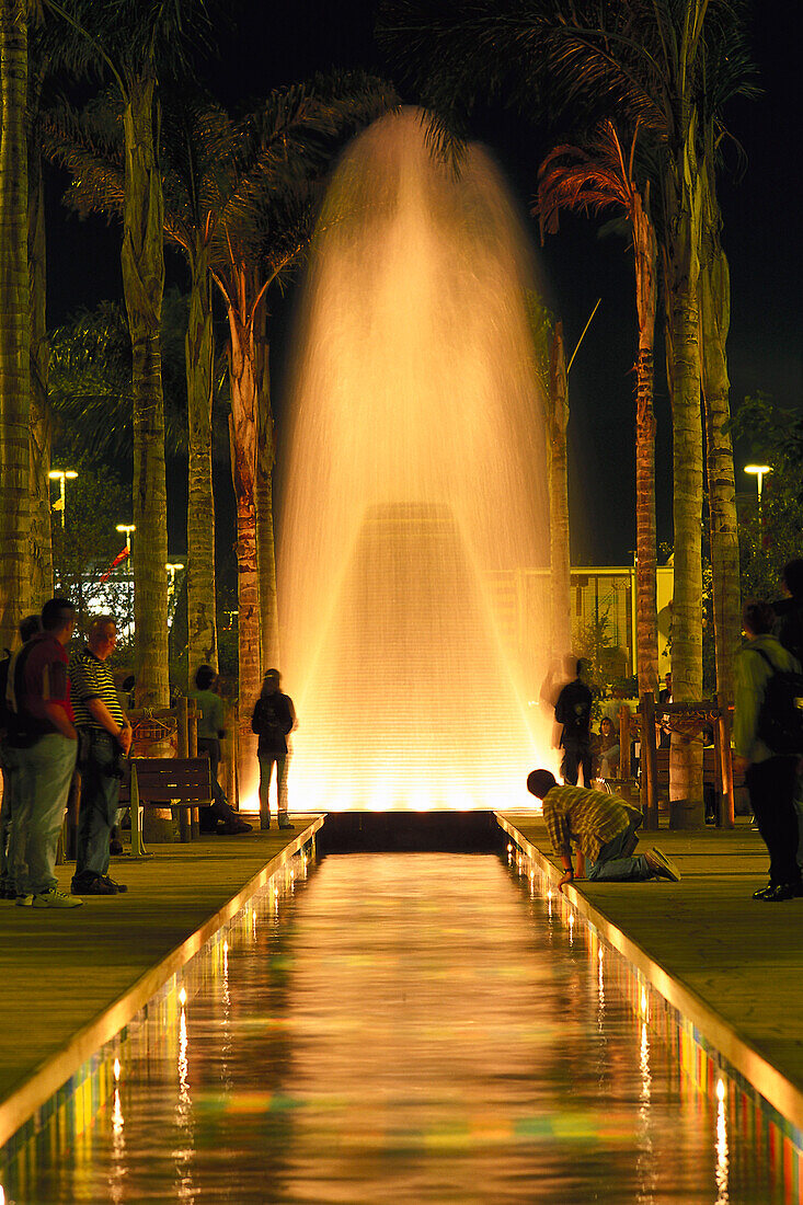 Fountain, EXPO Terrain, Lisbon Portugal