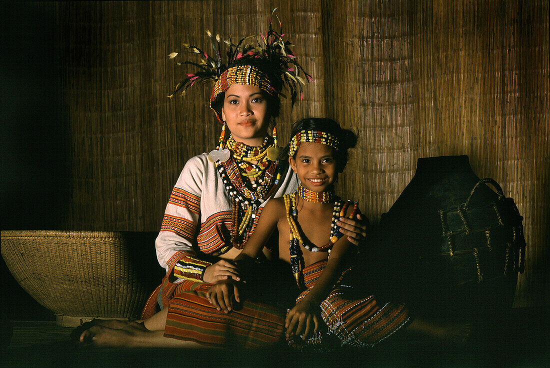 Ibaloi mother and girl, Mountain province, Luzon Island, Philippines