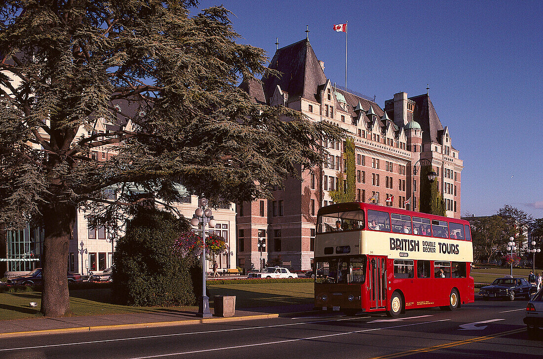 Empress Hotel, Victoria, Vancouver Island Brit. Columbia, Canada