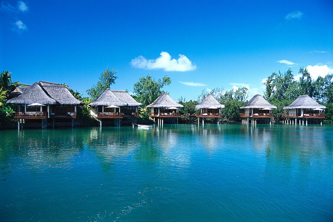 Hotel bungalows at a lake, Hotel Le Prince Meurice, Mauritius, Africa