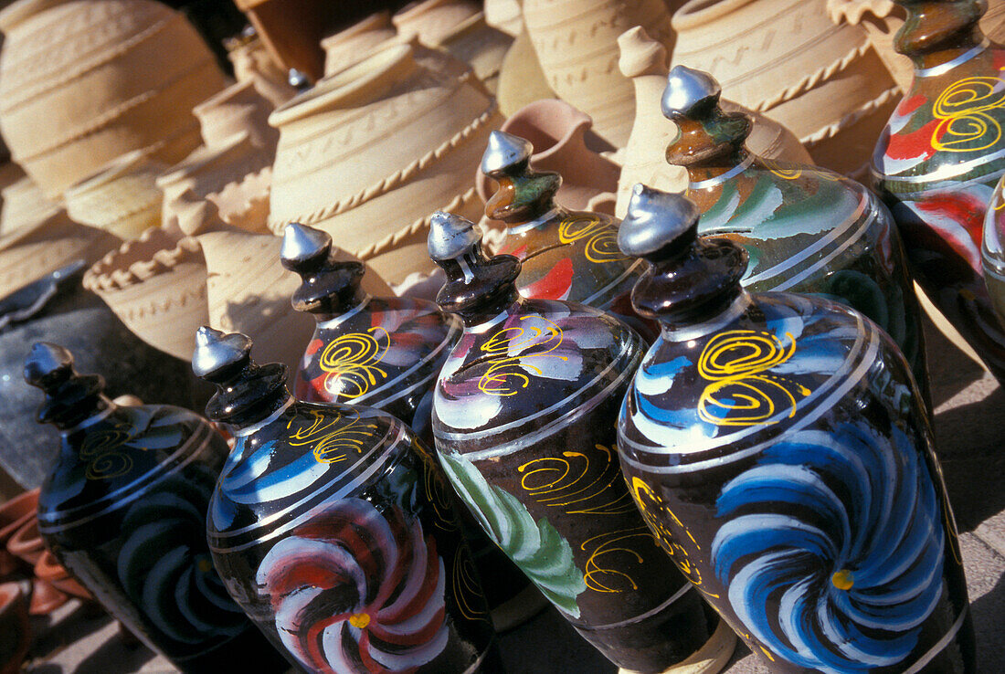 Ceramic crafts, Souk, Nizwa, Oman, Middle East, Asia