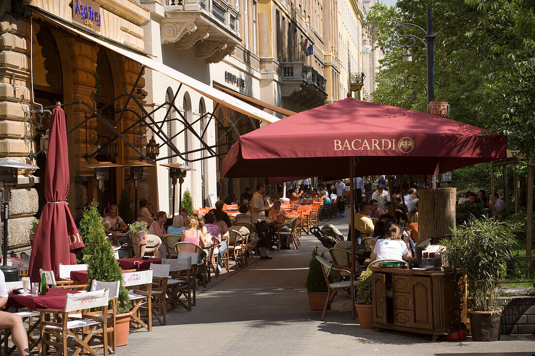 Restaurants at Liszt Square, View along the Liszt Square with open-air cafes, Pest, Budapest, Hungary