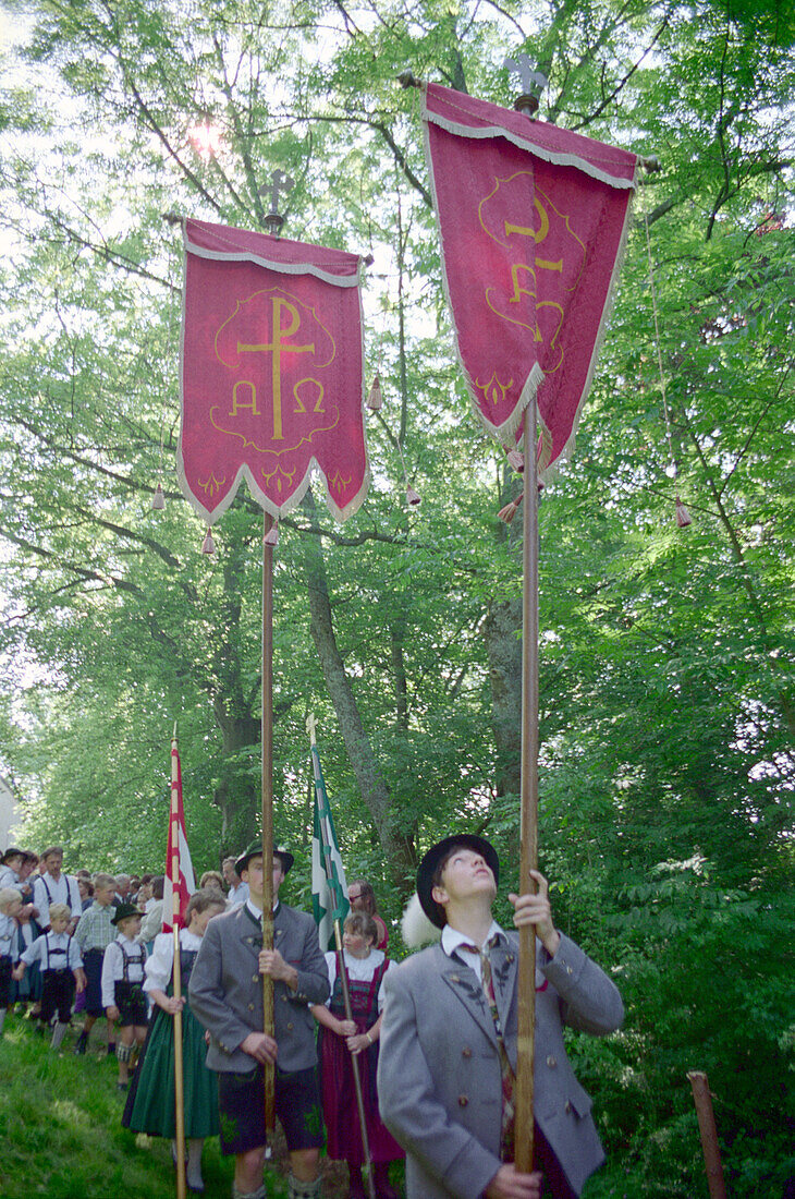 Prozession am Staffelsee, Bayern, Deutschland