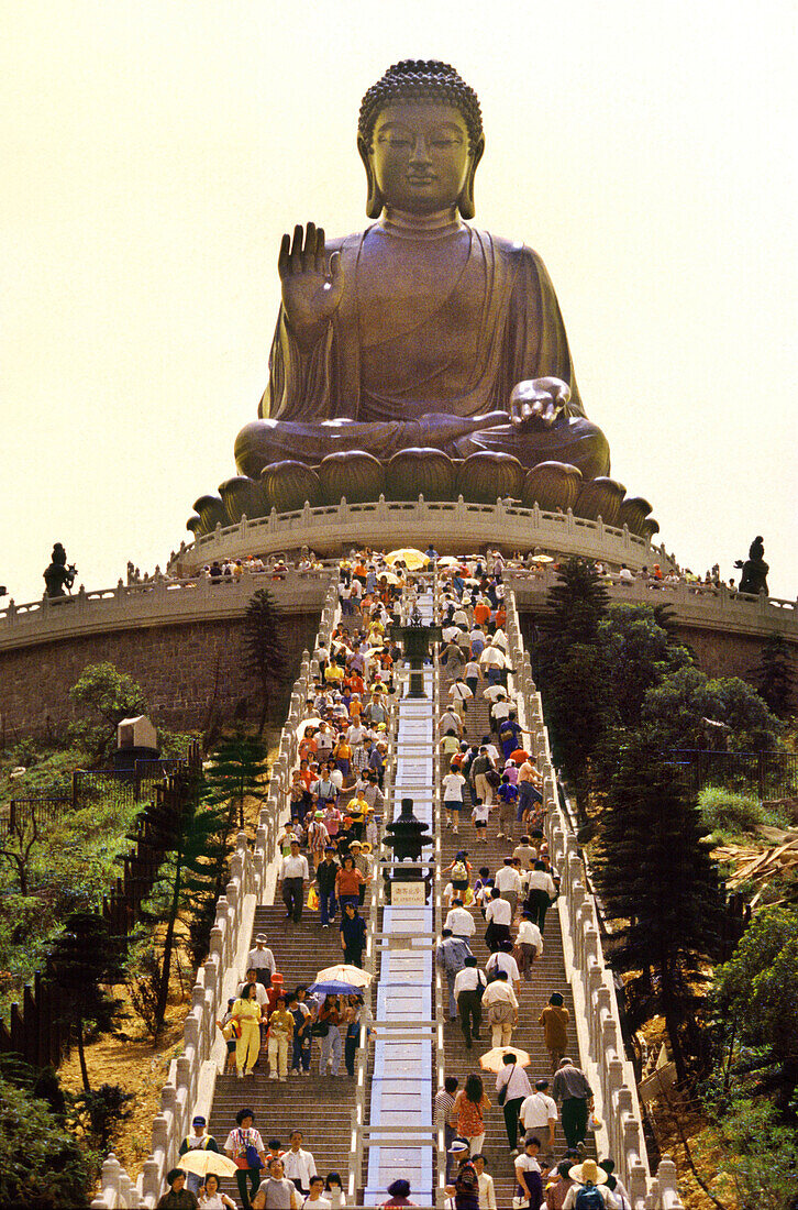 Buddha, Po Lin Monastery, Lantau Island, Hongkong, China
