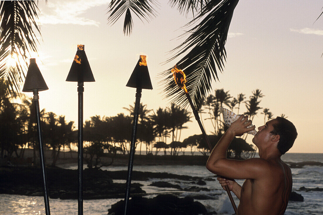 Shellblower at Sunset, The Fairmont Orchid Hotel, Kohala Coast, Big Island Hawaii, Hawaii, USA