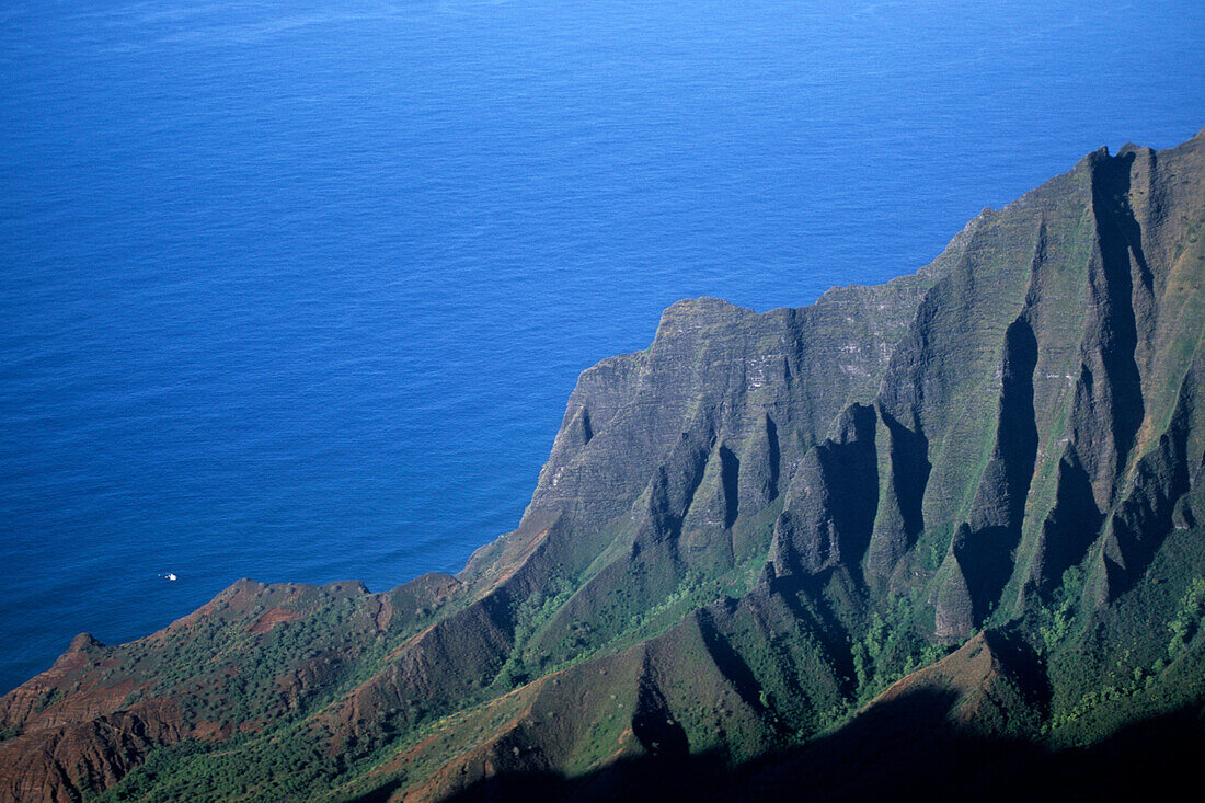 Na Pali Coastline, View from Kalalau Lookout, Kokee State Park, Kauai, Hawaii, USA