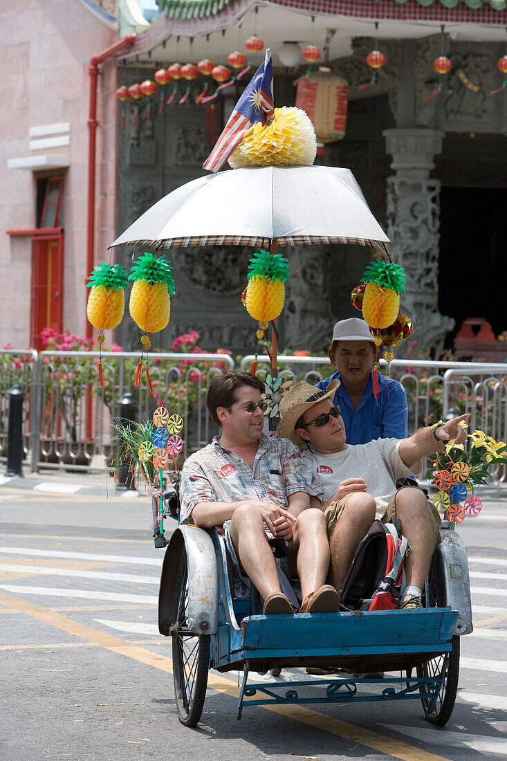 Tourists on Penang Rickshaw, George Town, Penang, Malaysia, Asia