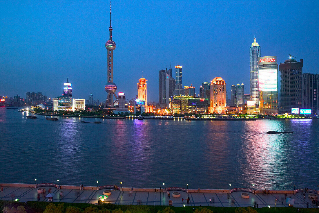 Skyline Pudong,Stadtsilhouette Pudong, Huangpu River, Fluß, Pearl Orient Tower, TV Tower, Jinmao