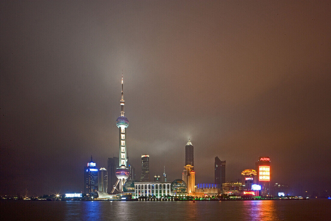 Skyline Pudong,Stadtsilhouette Pudong, Huangpu River, Fluß, Pearl Orient Tower, TV Tower, Jinmao