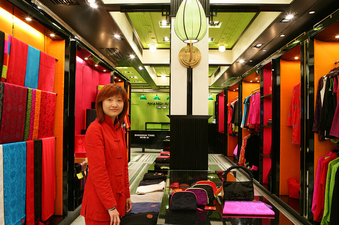 Shanghai Tang, Xintiandi,Modekette aus Hongkong, Hong Kong, David Tang, store, old china fashion, mao style, houseware