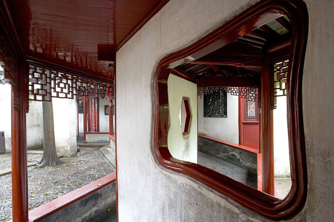 Yu Garden,klassischer chinesischer Garten, Gartenkunst, classical Garden of Joy, Yu Yuan Garden, Ming Dynasty, Nanshi