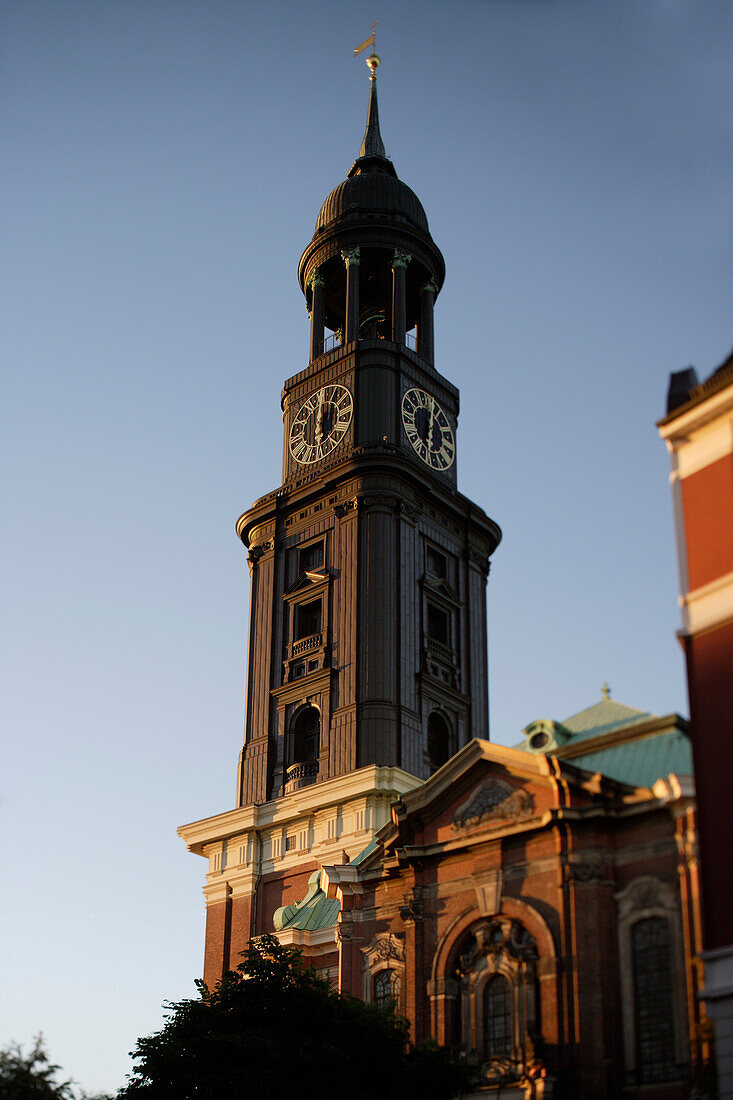 Glockenturm, Der Michel der Hamburger Hauptkirche St. Michaeliskirche, Englische Planke 1a, Stadtteil Neustadt, Hamburg