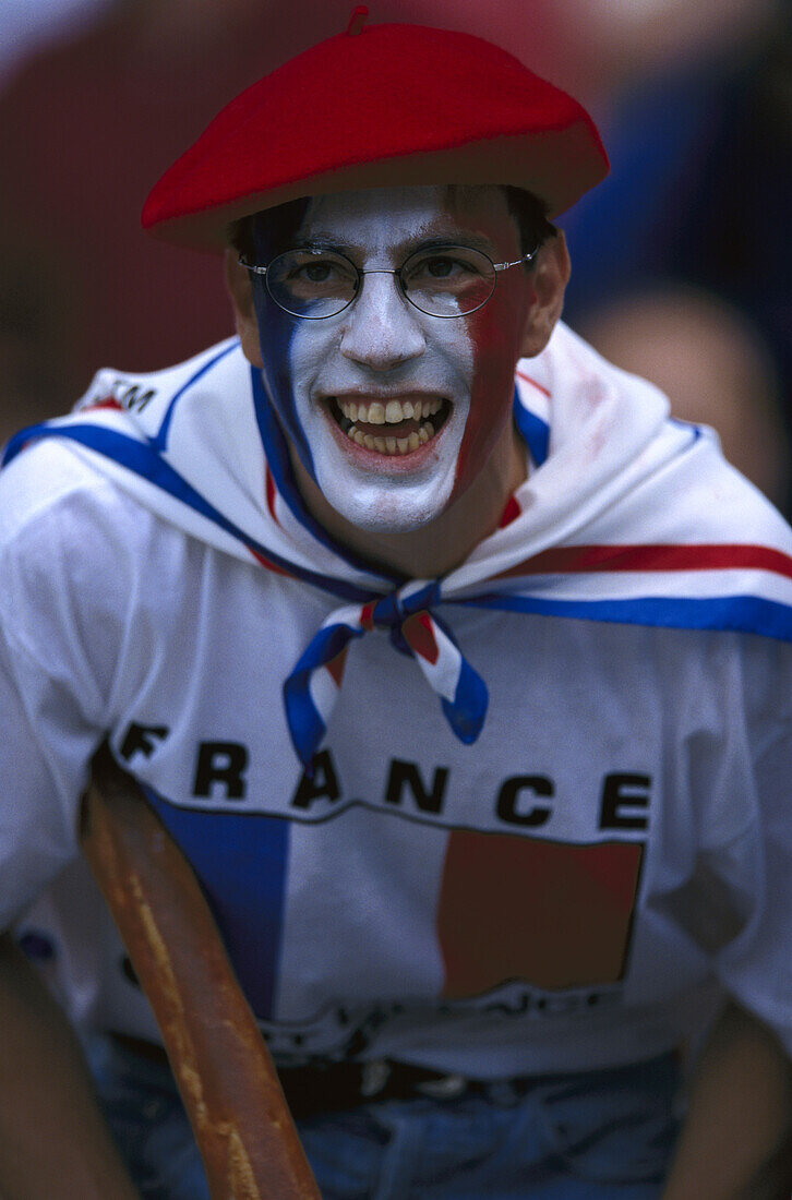 Soccer fan from France – License image – 70048621 lookphotos