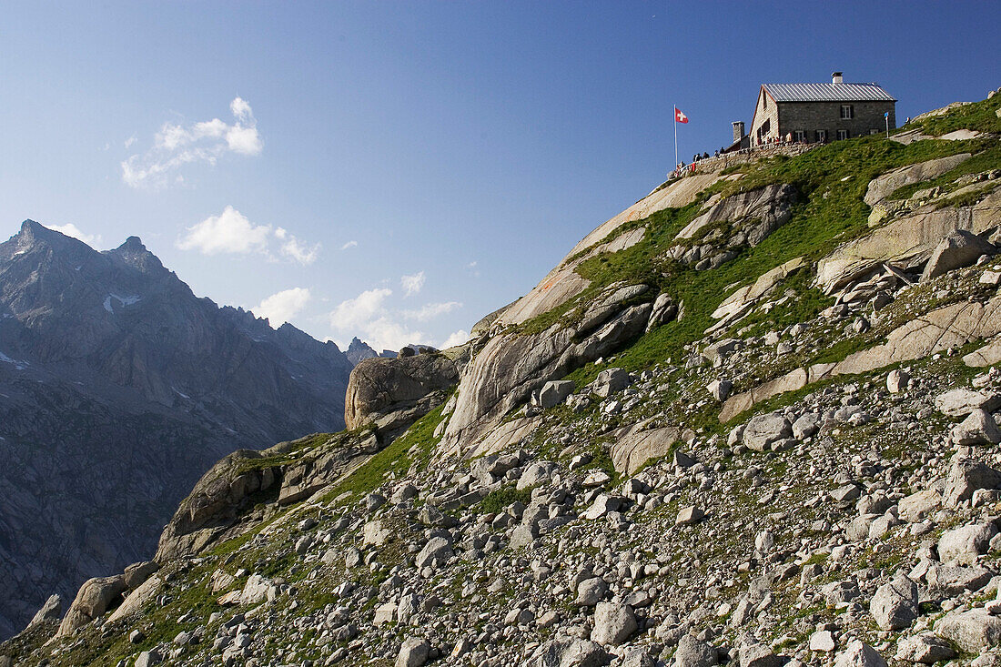 Hütte hoch auf den Bergen, Forno Hütte, SAC, Schweizer Alpenclub, Bergell, Graubünden, Graubuenden, Schweiz, Alpen.Forno Hütte, SAC, Bergell, Graubünden, Graubuenden, Schweiz, Alpen