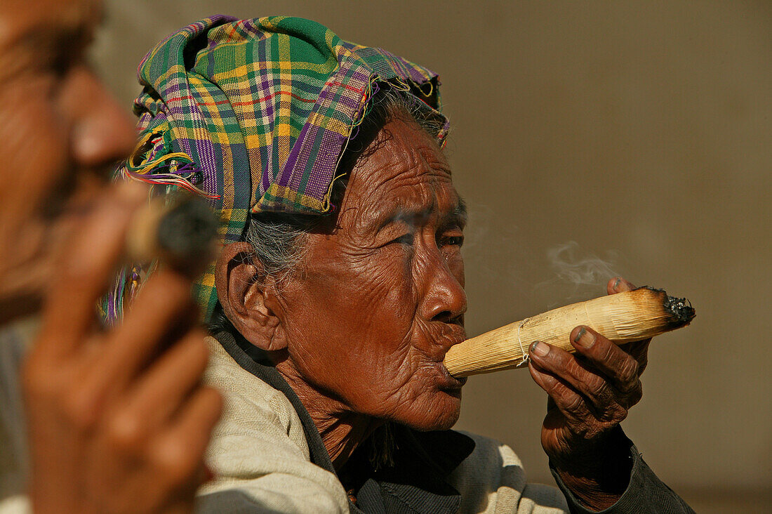 Portrait of old ladie smoking cheroot, Burma, Myanmar, Asia