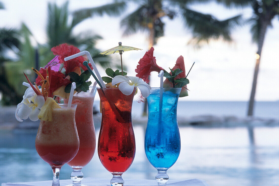 Tropische Cocktails,Sonaisali Island Resort, near Nadi, Viti Levu, Fiji