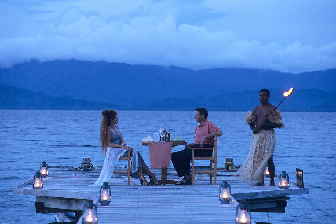 Romantisches Essen,Jean-Michel Cousteau Resort, nah Savusavu, Vanua Levu, Fiji