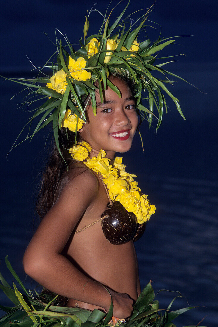 Cook Insel Mädchen beim Tanzen,Rarotonga, Cook Inseln