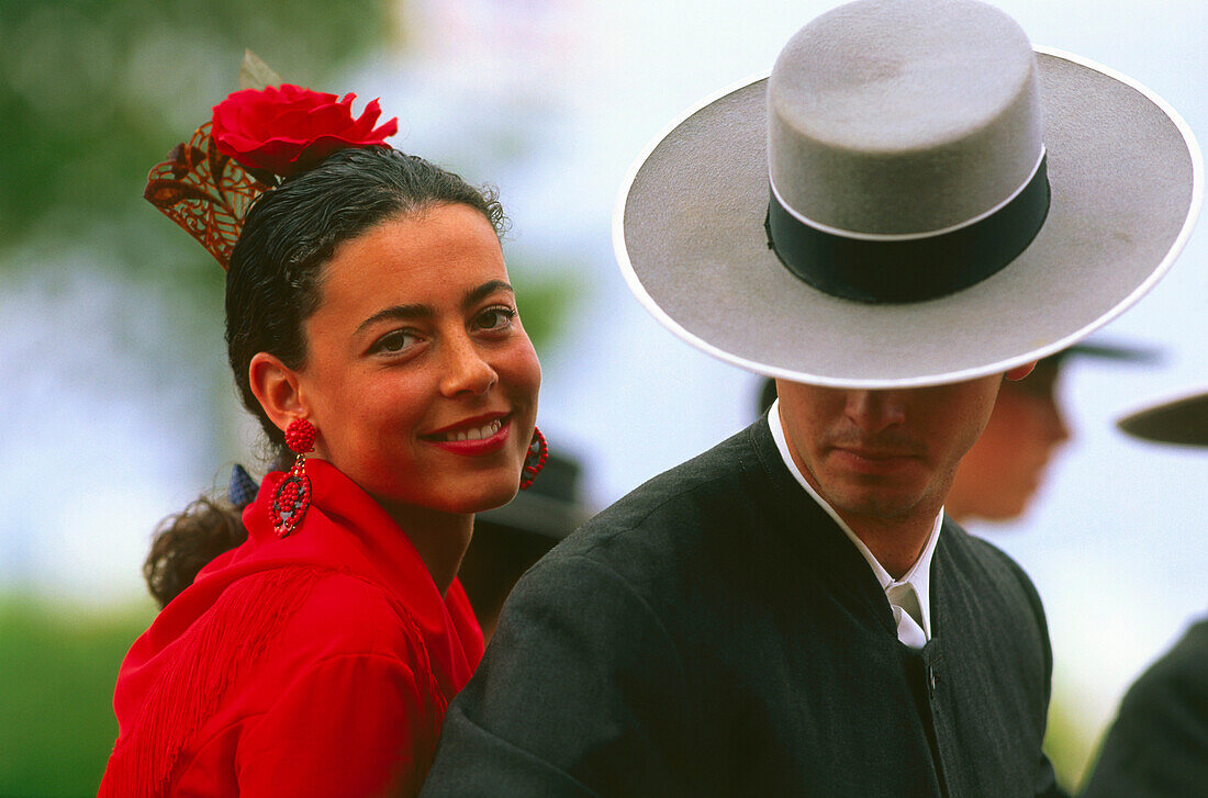 Paar auf dem Pferd,Feria de Abril,Sevilla,Andalusien,Spanien