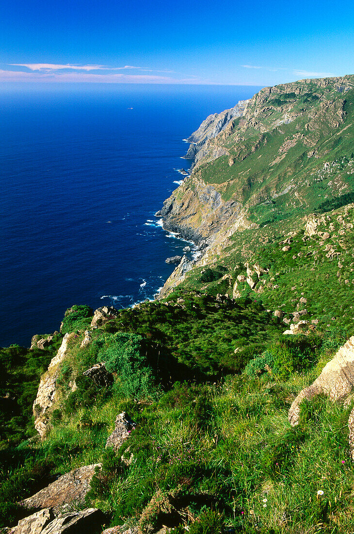 Coastal landscape and sea, Sierra de la Capelada, near Cabo Ortegal, Province La Coruna, Galacia, Spain