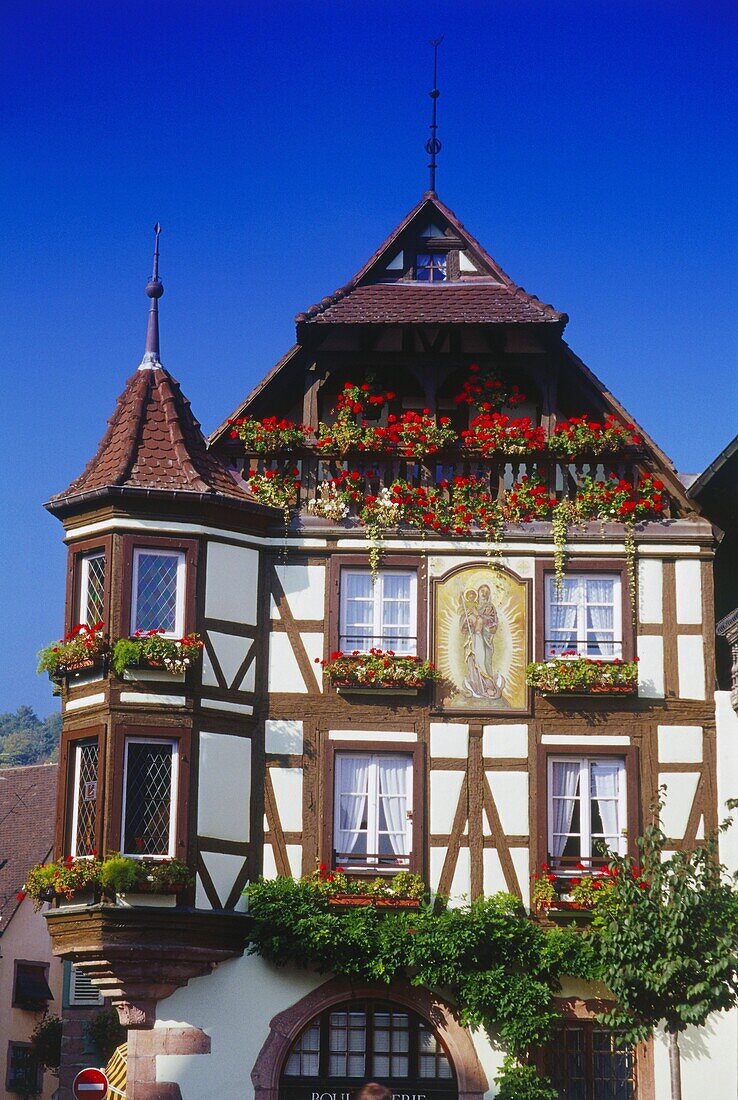 Fachwerkhaus an der Grand Rue in Kaysersberg,Elsass,Frankreich