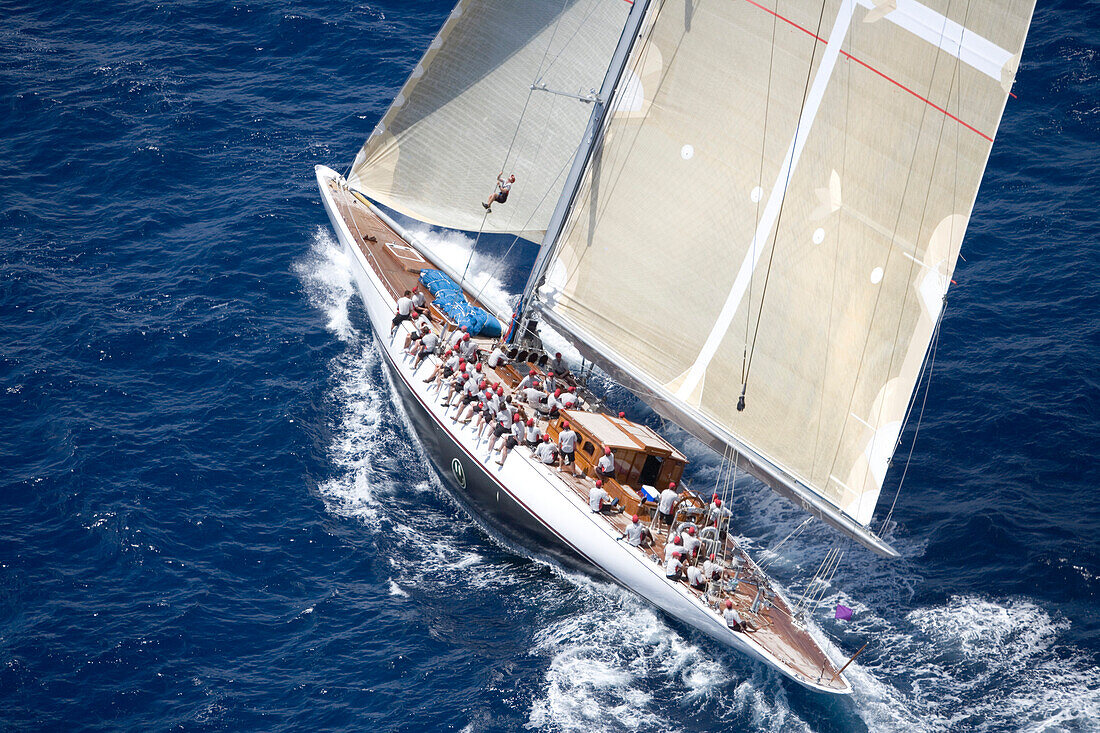 Luftaufnahme von J-Class Cutter Ranger,Antigua Classic Yacht Regatta, Antigua