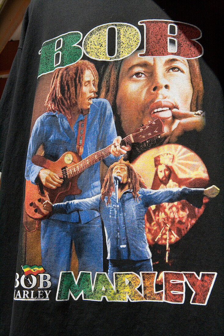 Bob Marley T-Shirt,Guavaberry Liqueur Shop