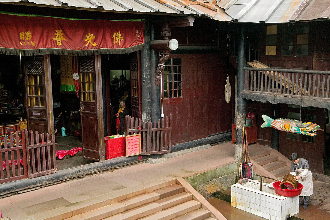 courtyard, iron roofs of the Xixiang Chi monastery and temple, Elephant Bathing Pool, World Heritage Site, UNESCO, China, Asia