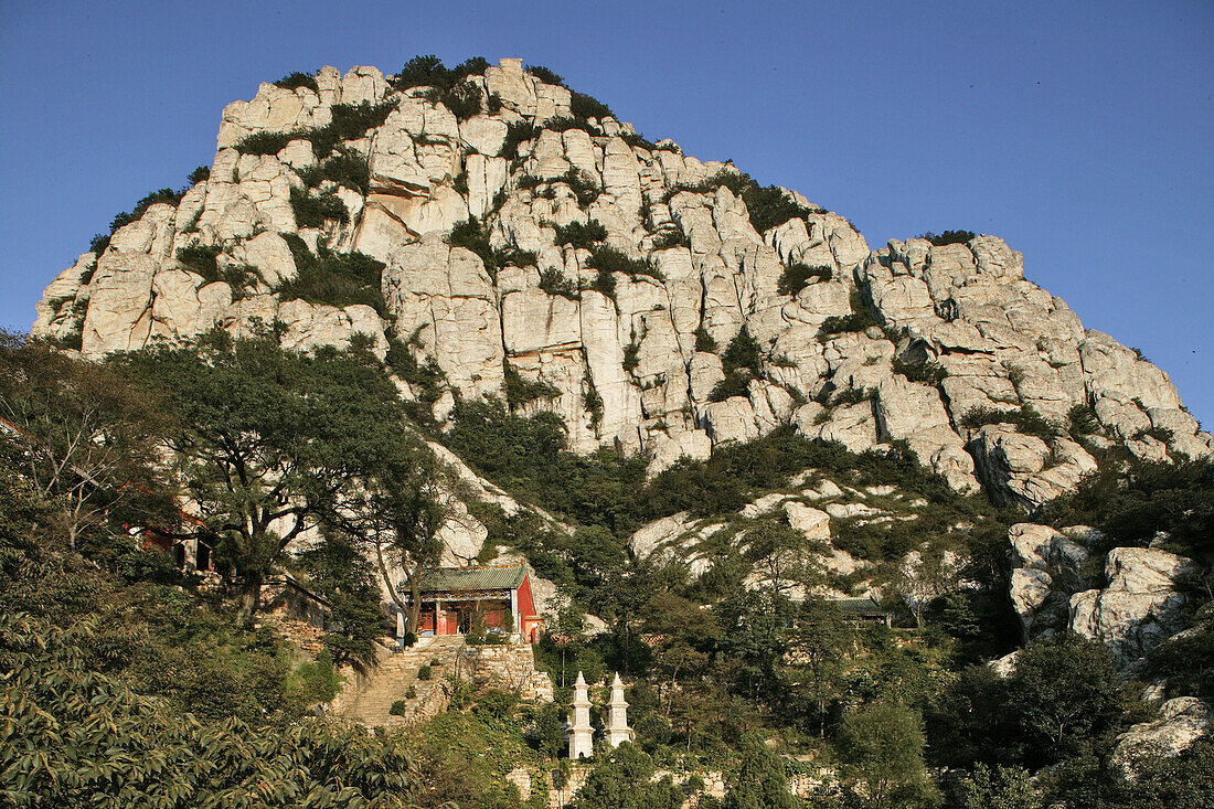 monastery in Shaosi Mountains, Song Shan, Henan province, China, Asia