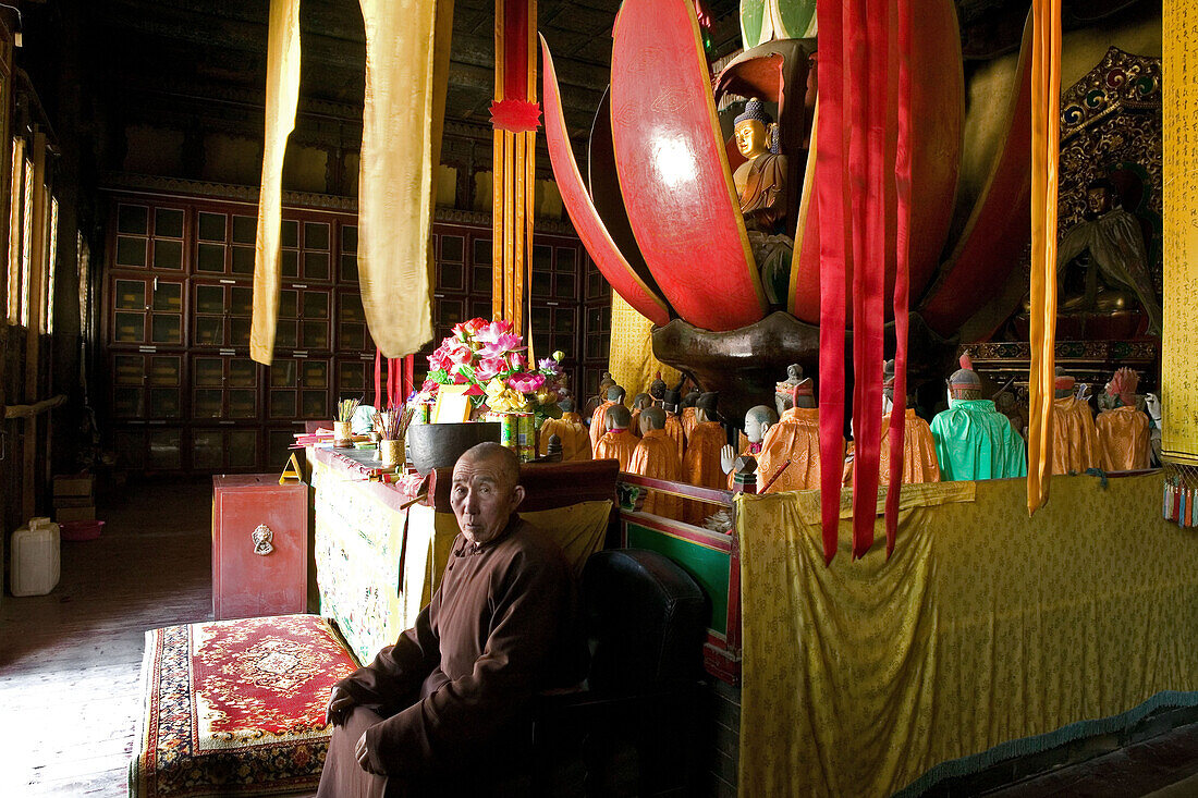 Buddha appears in a lotus blossom, Buddha in a mechanically opening wooden lotus flower, Luohou Temple, Mount Wutai, Wutai Shan, Five Terrace Mountain, Buddhist Centre, town of Taihuai, Shanxi province, China