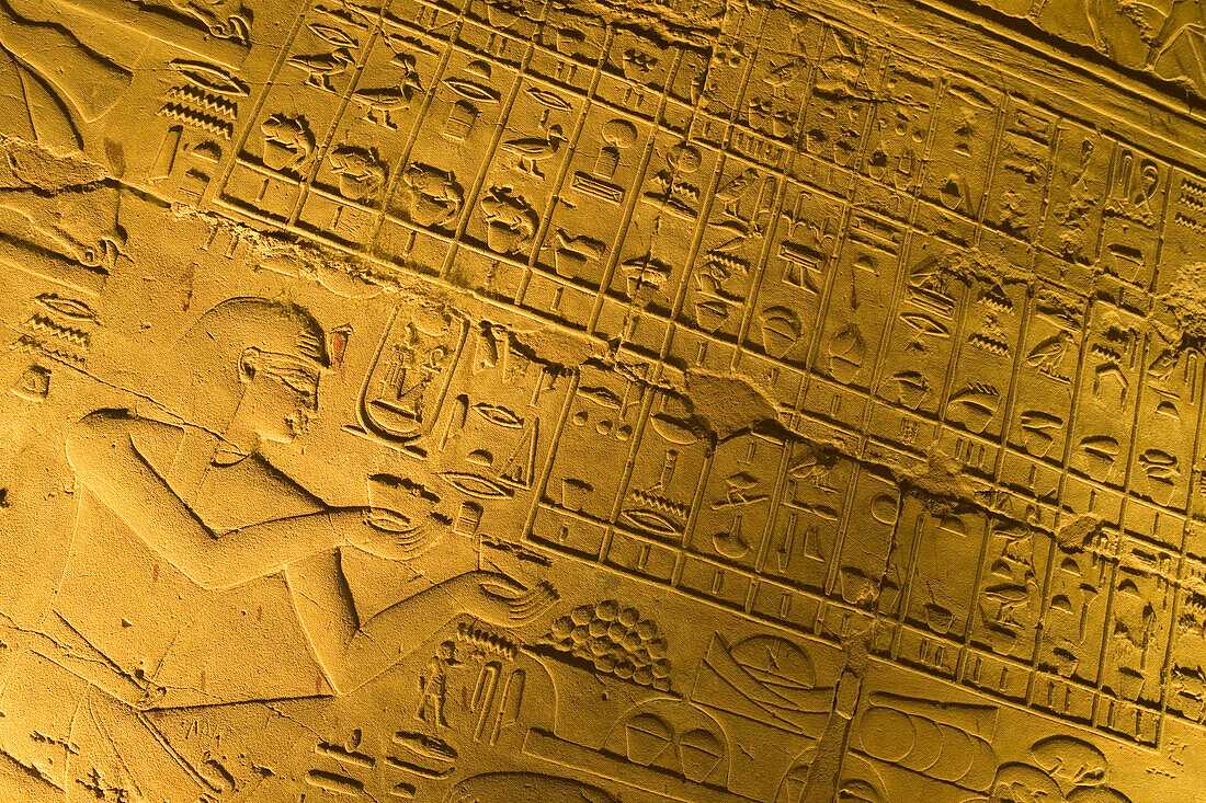 Reliefs in Luxor Tempel, Ägypten