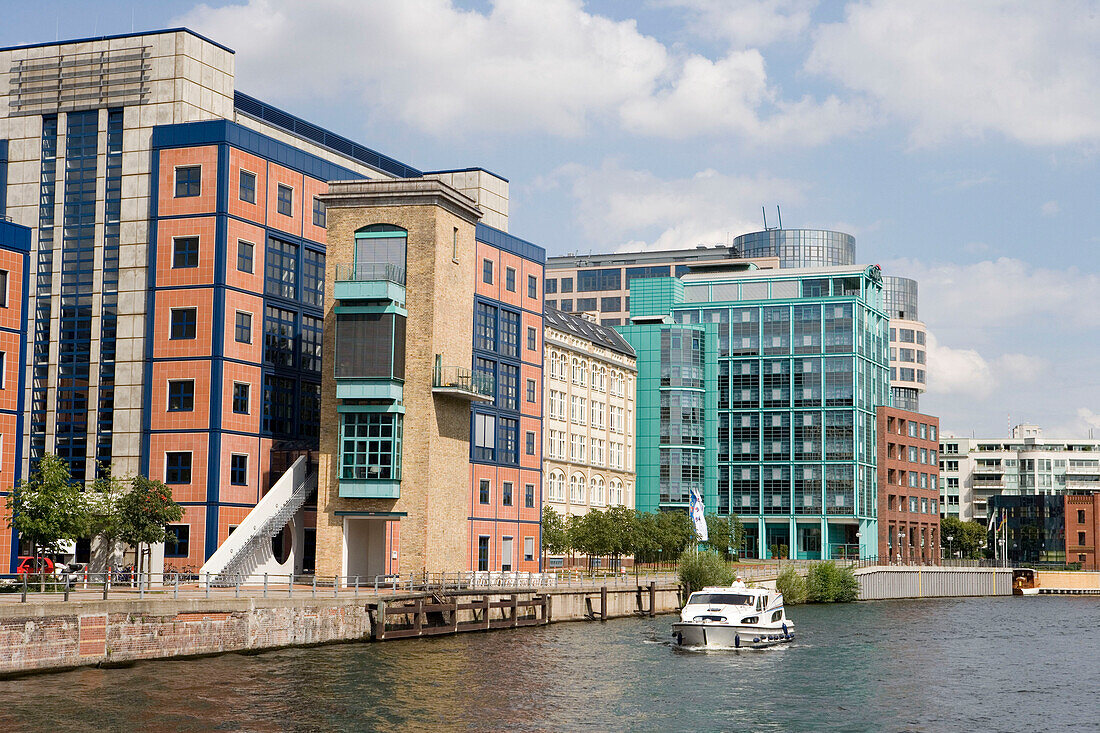 Connoisseur Houseboat & Spreebogen Buildings,River Spree, Berlin, Germany