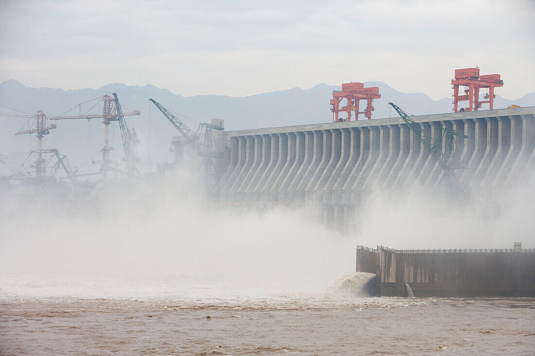 Three Gorges Dam under construction, Sandouping, Yichang, Xiling Gorge, Yangtze River, China