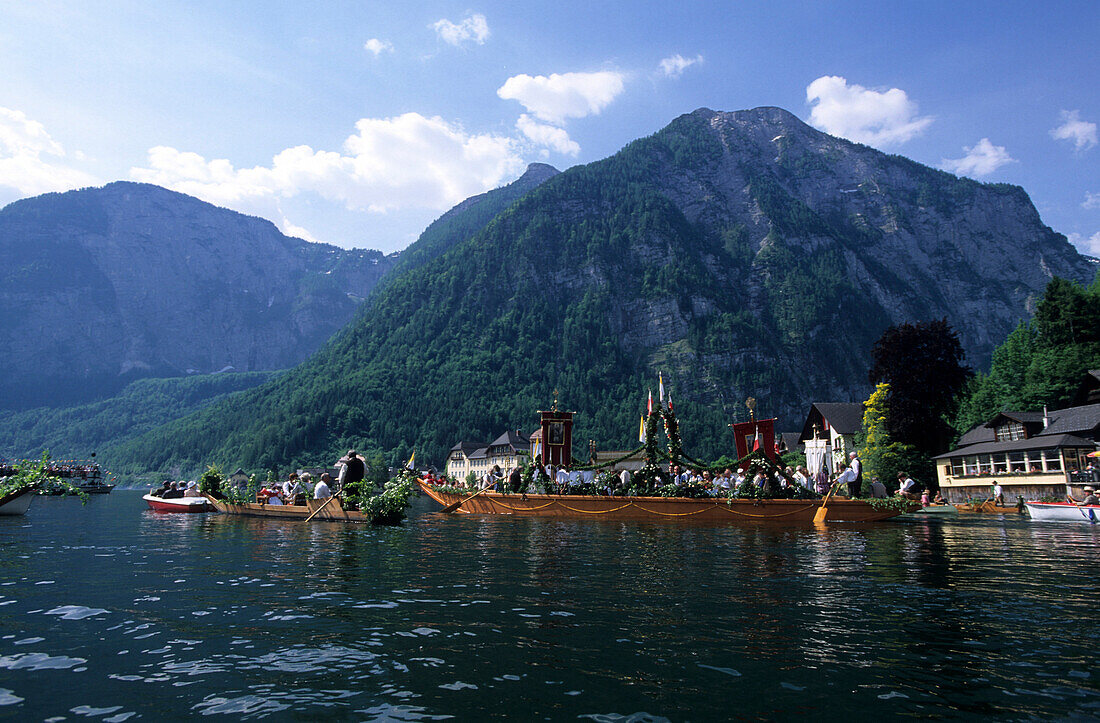 Traditional festival on Corpus Christi day on lake Hallstätter See, Hallstatt, Salzkammergut, Upper Austria, Austria