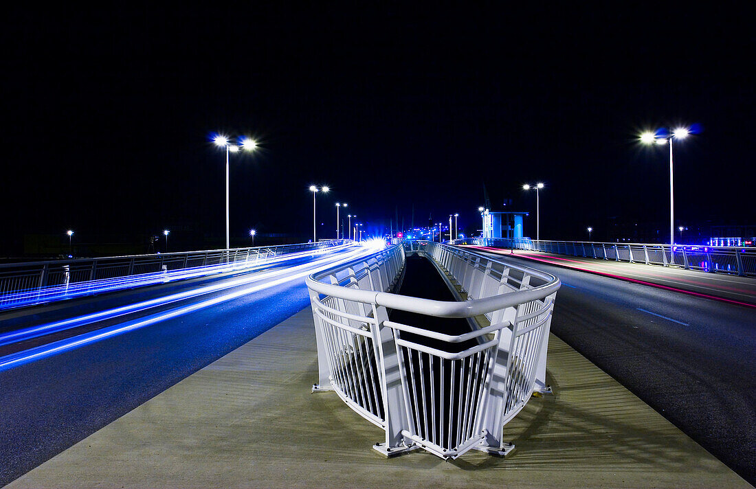 Brücke in der Nacht, Kappeln, Schleswig-Holstein, Deutschland
