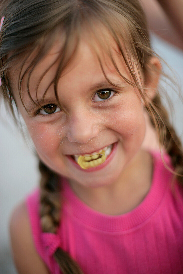 Portrait of a girl (6 years)