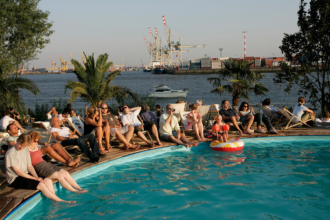 Beach Club, Große Elbstraße, Besucher, Gäste, swimming-pool, Bar, St.Pauli, Altona, City, Hamburg